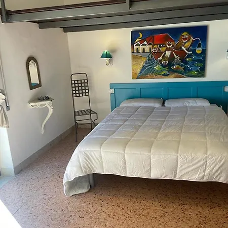 Maison De Sirenes * טראפאני